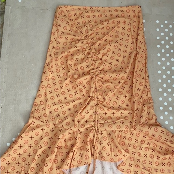 High low skirt - Medium spring orange pattern women’s juniors - Picture 2 of 2